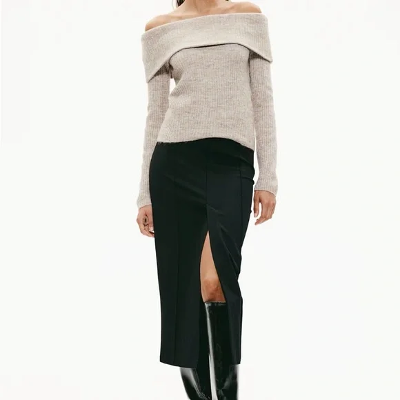 Women's Ribbed Knit Sweater - Cream - Picture 4 of 4